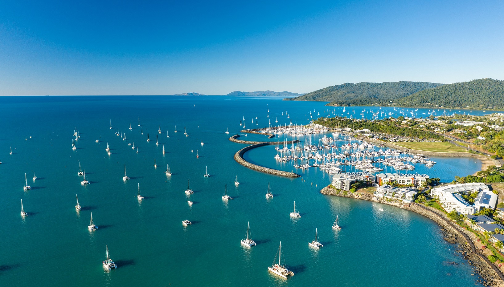 Women in Boating: Women Taking the Helm at the Coral Sea Academy