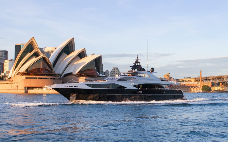 Majesty 122 (MY Ghost II) (2)_Gulfcraft